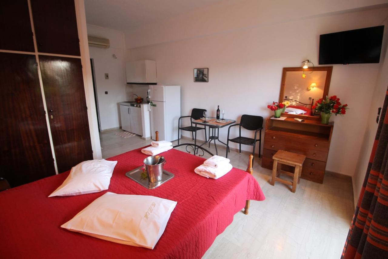 Panorama Lejlighedshotel Agios Georgios  Eksteriør billede